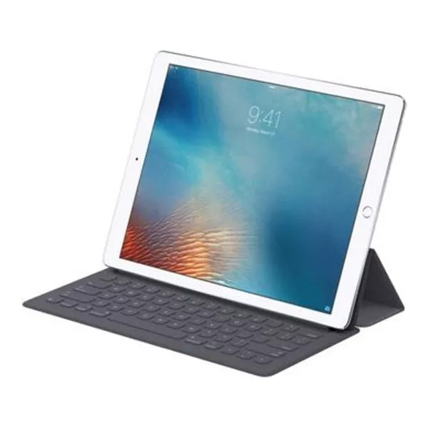 iPad Pro 2016 (1st Generation) 9.7 inch, 128GB, Wi-Fi Space Gray + Apple Smart Keyboard For iPad Pro 9.7 Model A1772